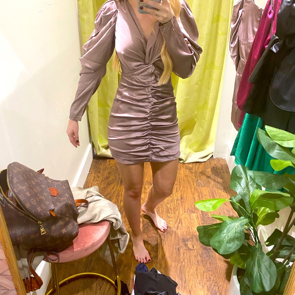 Boutique dress (light mauve)